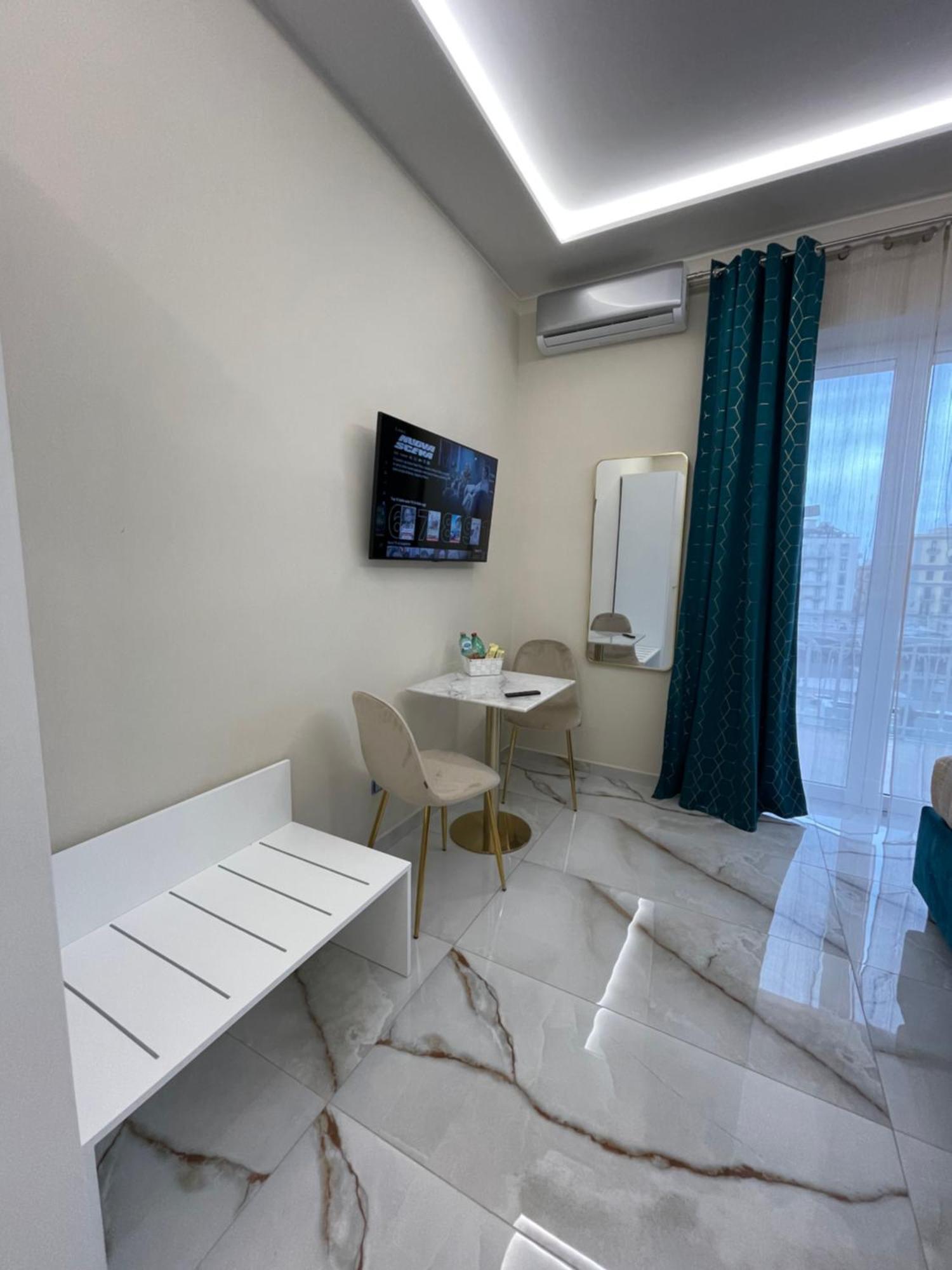 Napoli Central Suites Exterior photo
