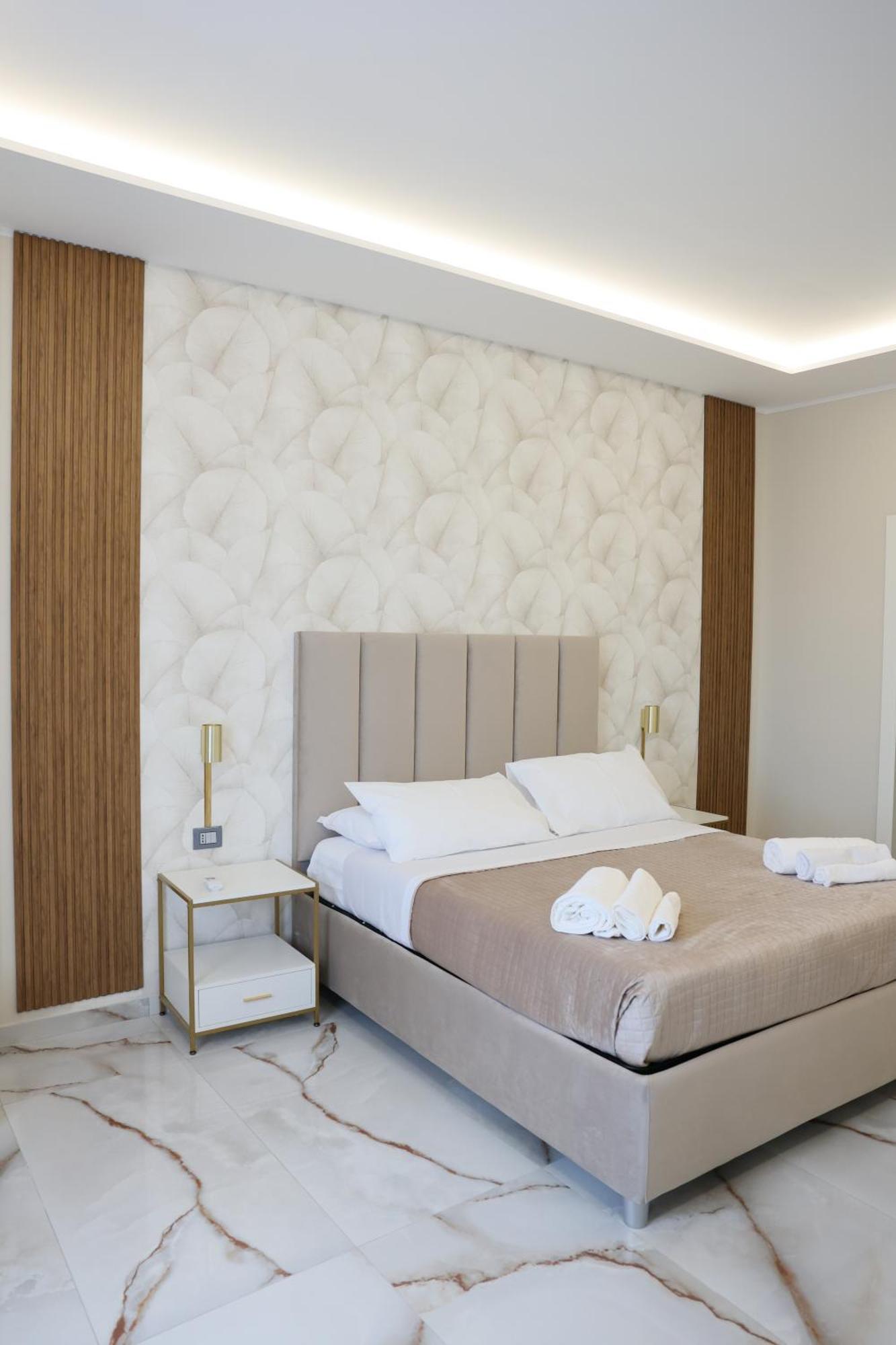 Napoli Central Suites Exterior photo