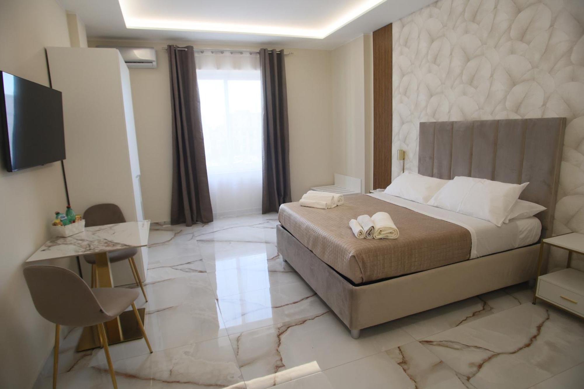 Napoli Central Suites Exterior photo