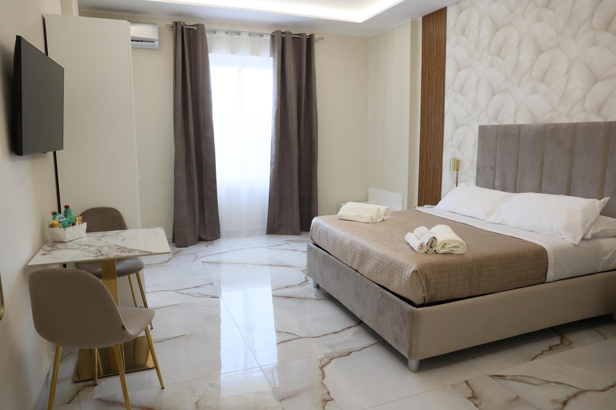 Napoli Central Suites Exterior photo
