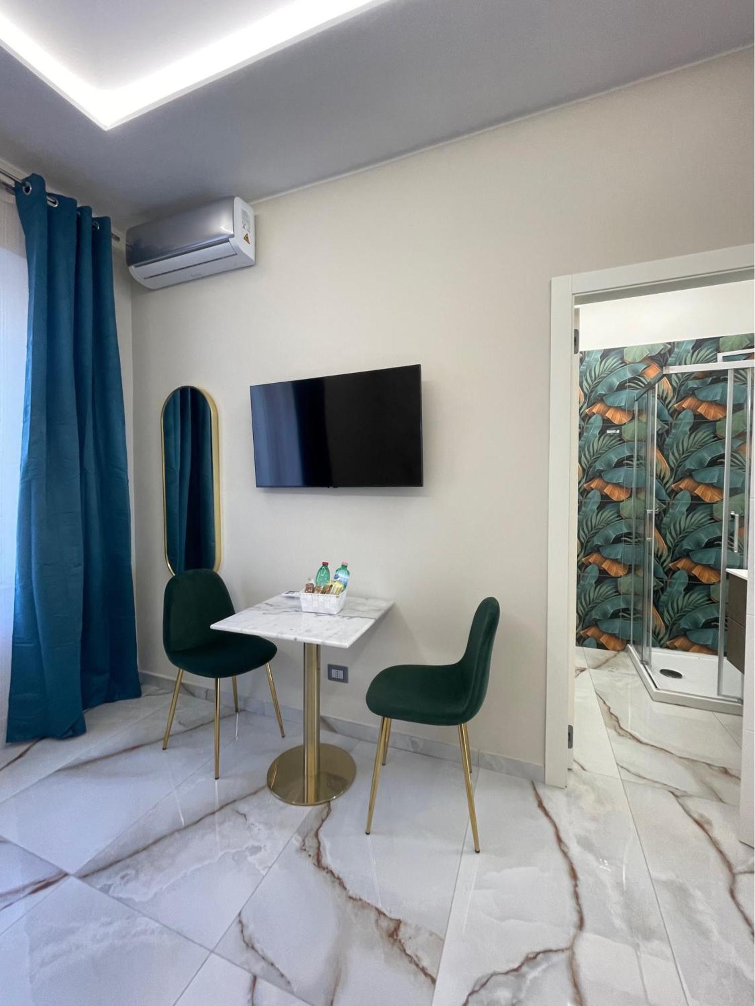 Napoli Central Suites Exterior photo